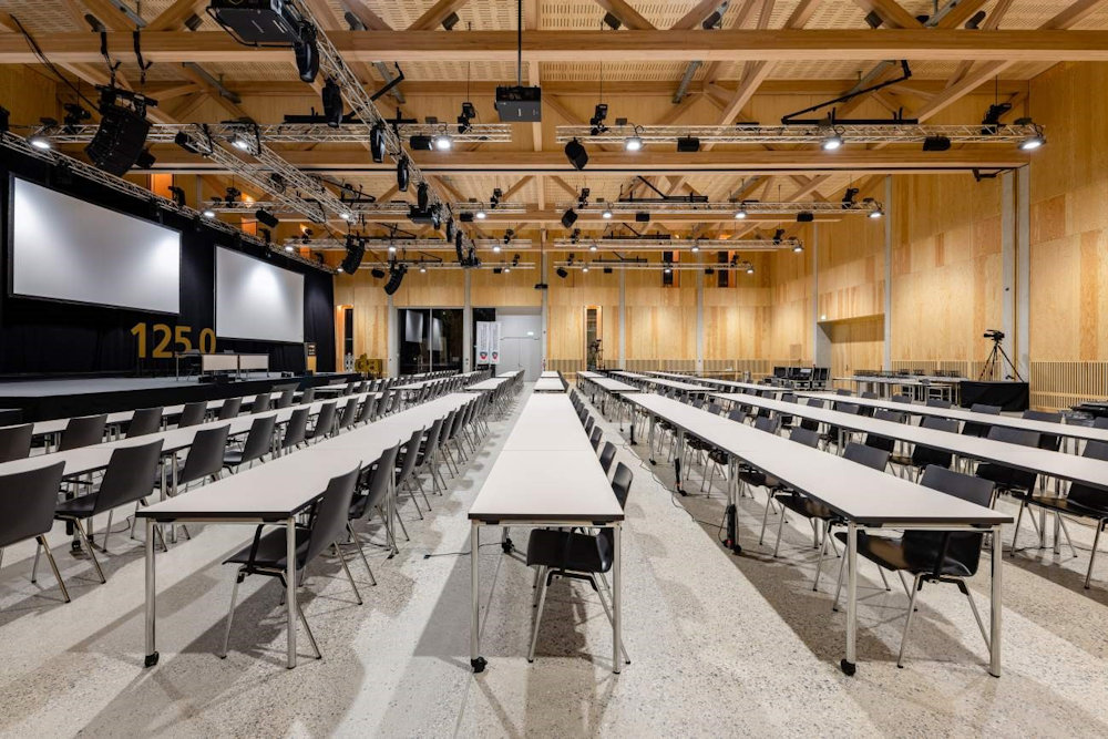 CAMPUS SURSEE Bestuhlung